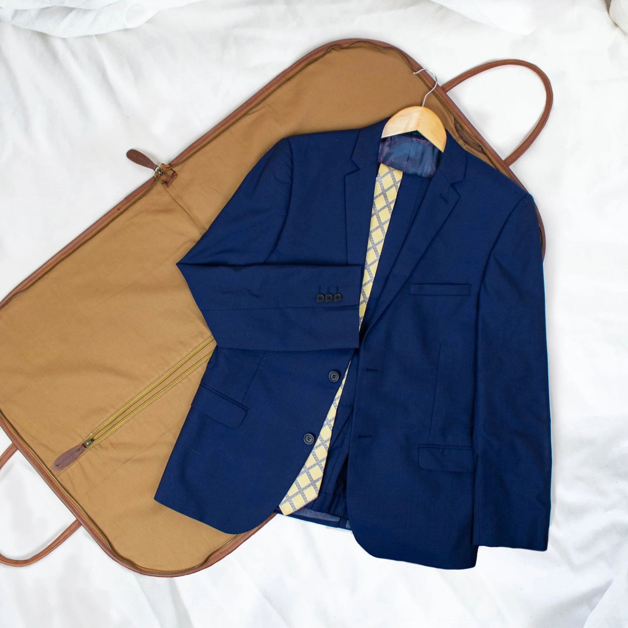 Classic Suit Carrier - Image 7