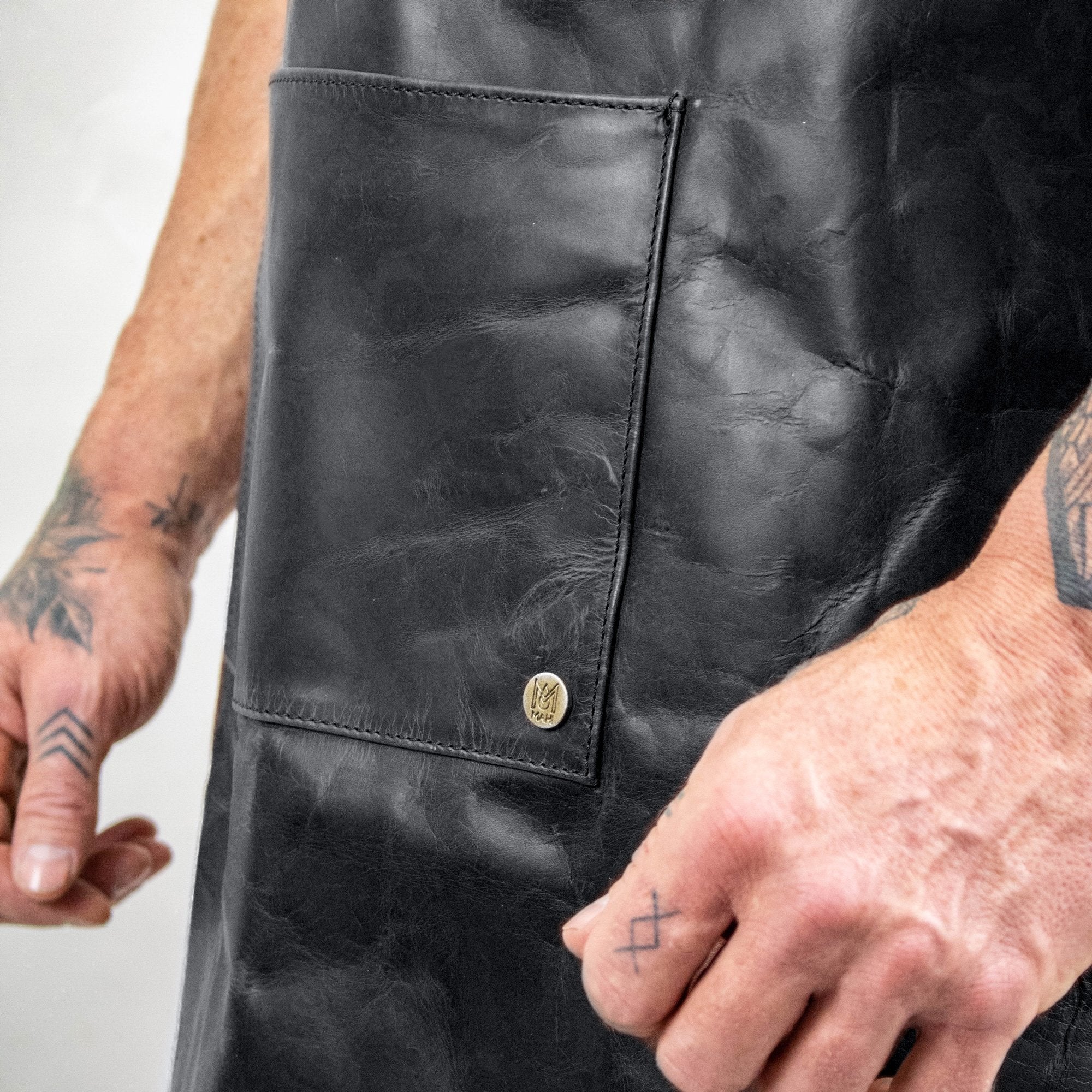 Classic Leather Apron - Image 7
